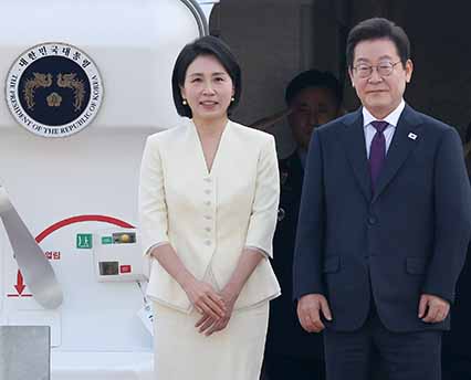 발걸음 뗀 이재명 실용외교