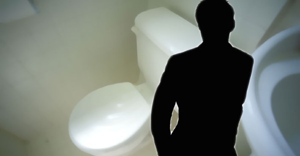 화장실 비데에 숨겨진 소형 카메라…청소노동자 눈썰미에 발각 - 노컷뉴스